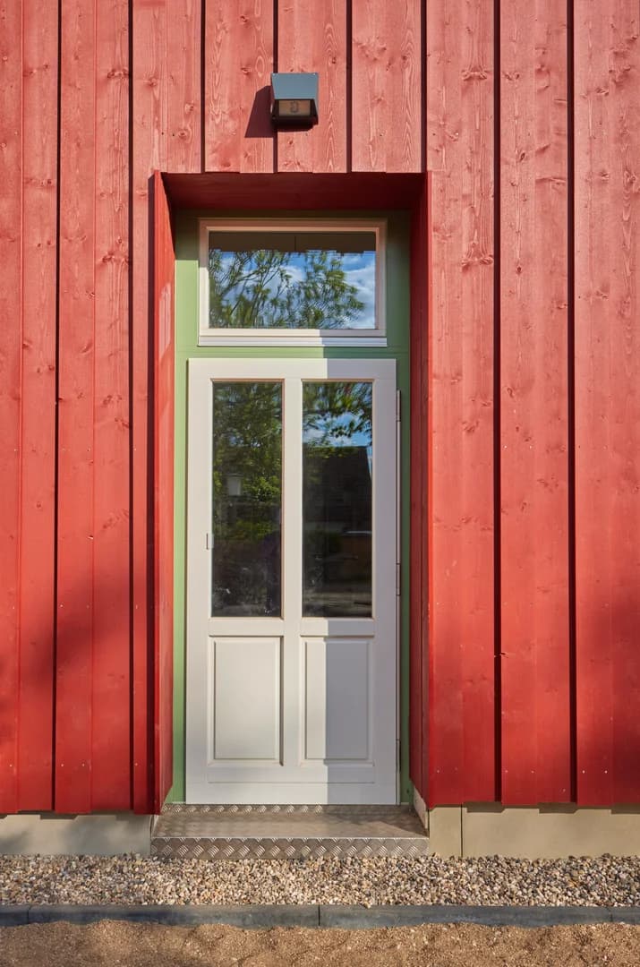 Another exterior view of WKK Hamburg