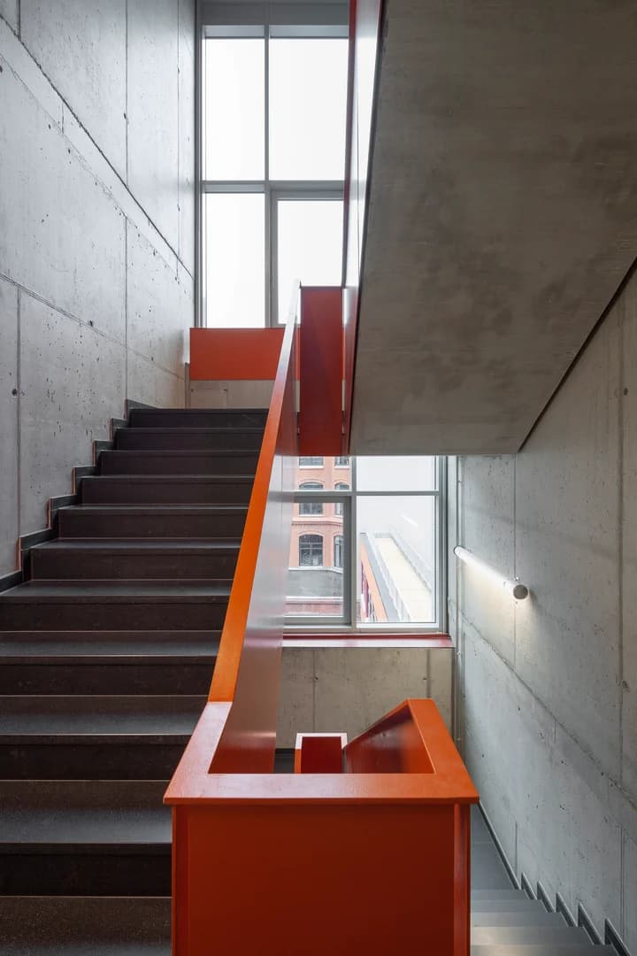 Another facade detail